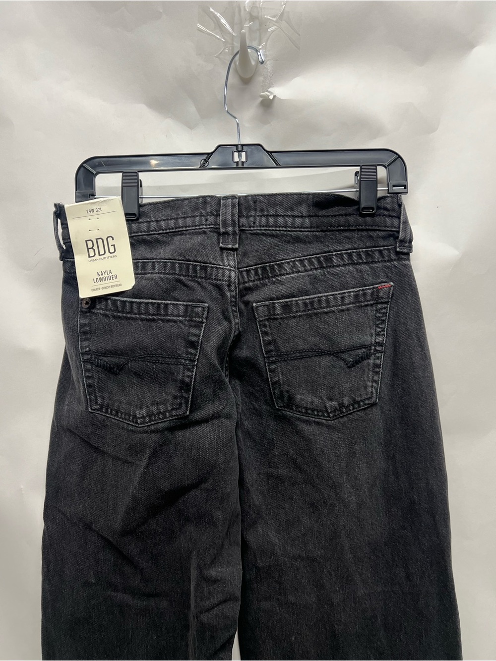 BDG Urban Outfitters Women’s 24W 32L Kayla Lowrider Jeans Black NWT - Picture 8 of 9